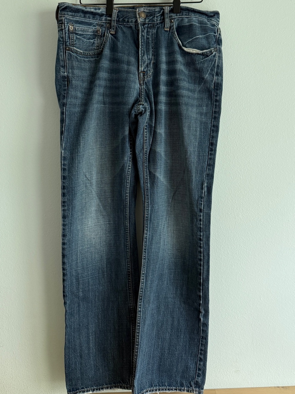 American Eagle Men's Original Straight Blue Jeans